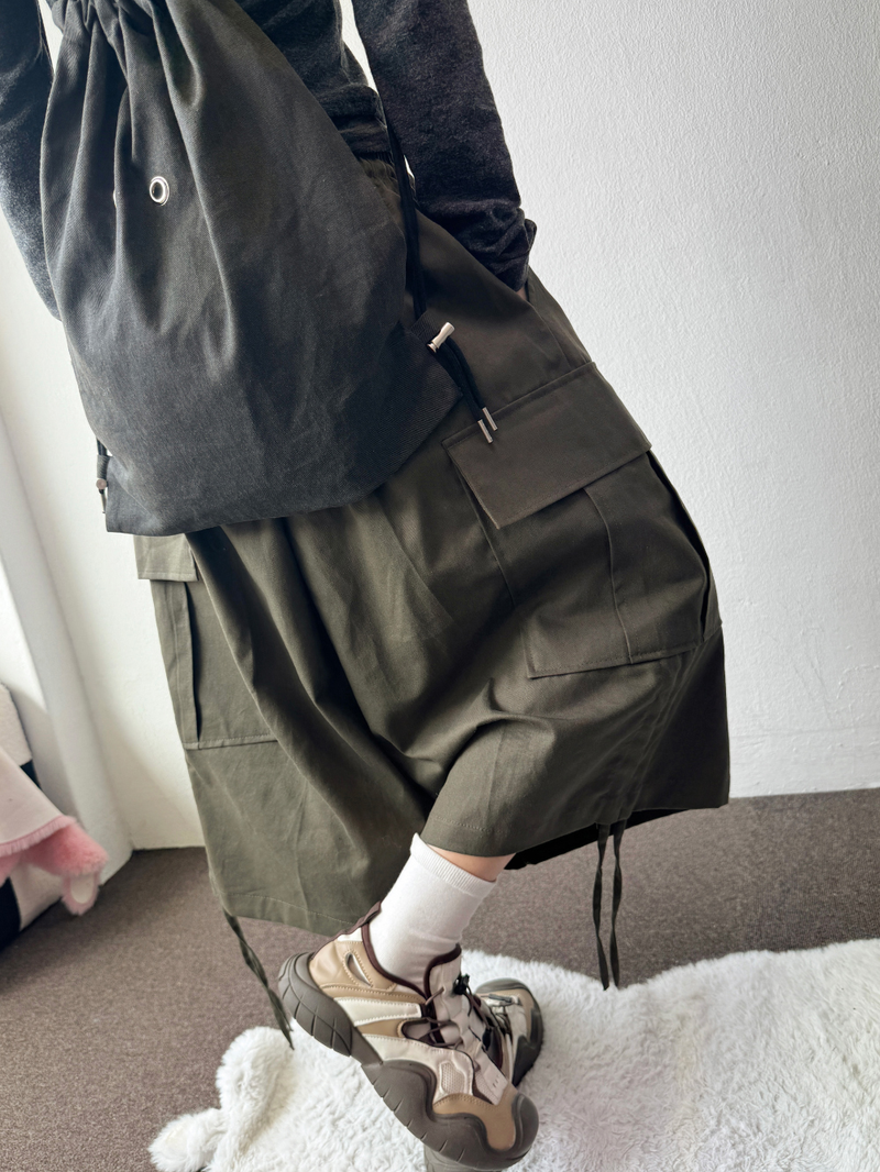 Sealy Shirred Rope Cargo Bermuda Pants 3 Color
