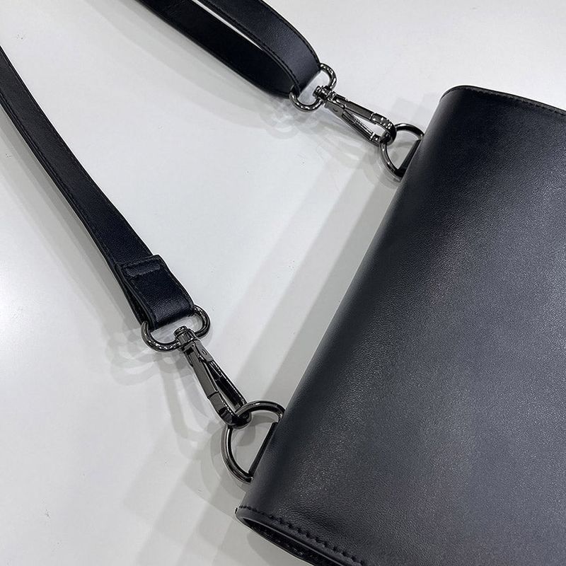 [Unisex] Minimal Cross Flip Bag