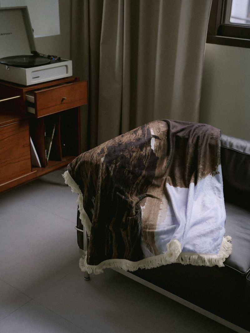 cliff seaside blanket