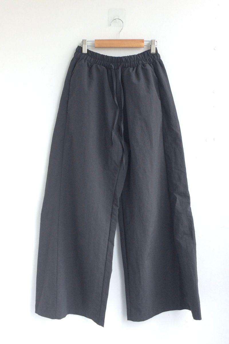 Basic Leaf Banding Pants