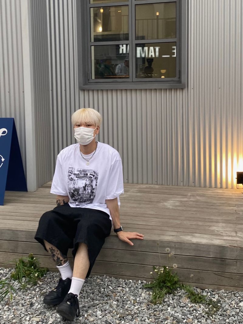 Poster Half Dyed Short Sleeve Tee 2C