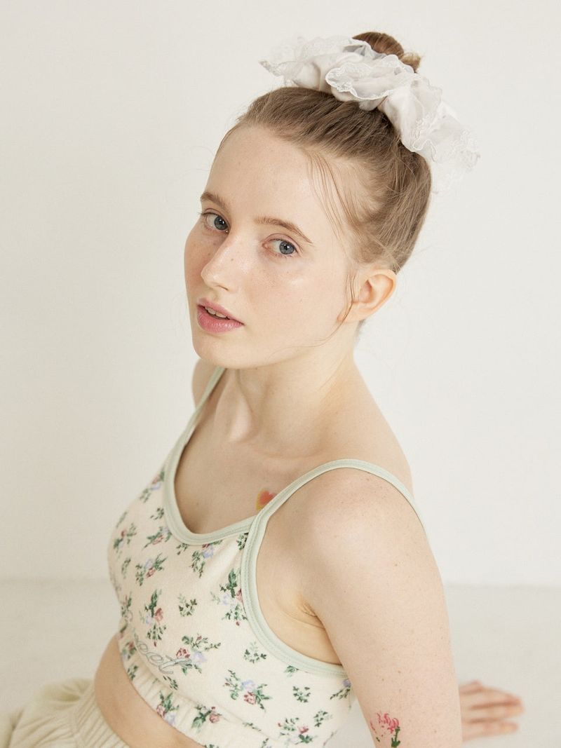 BIG LACE SCRUNCHIE - CREAM