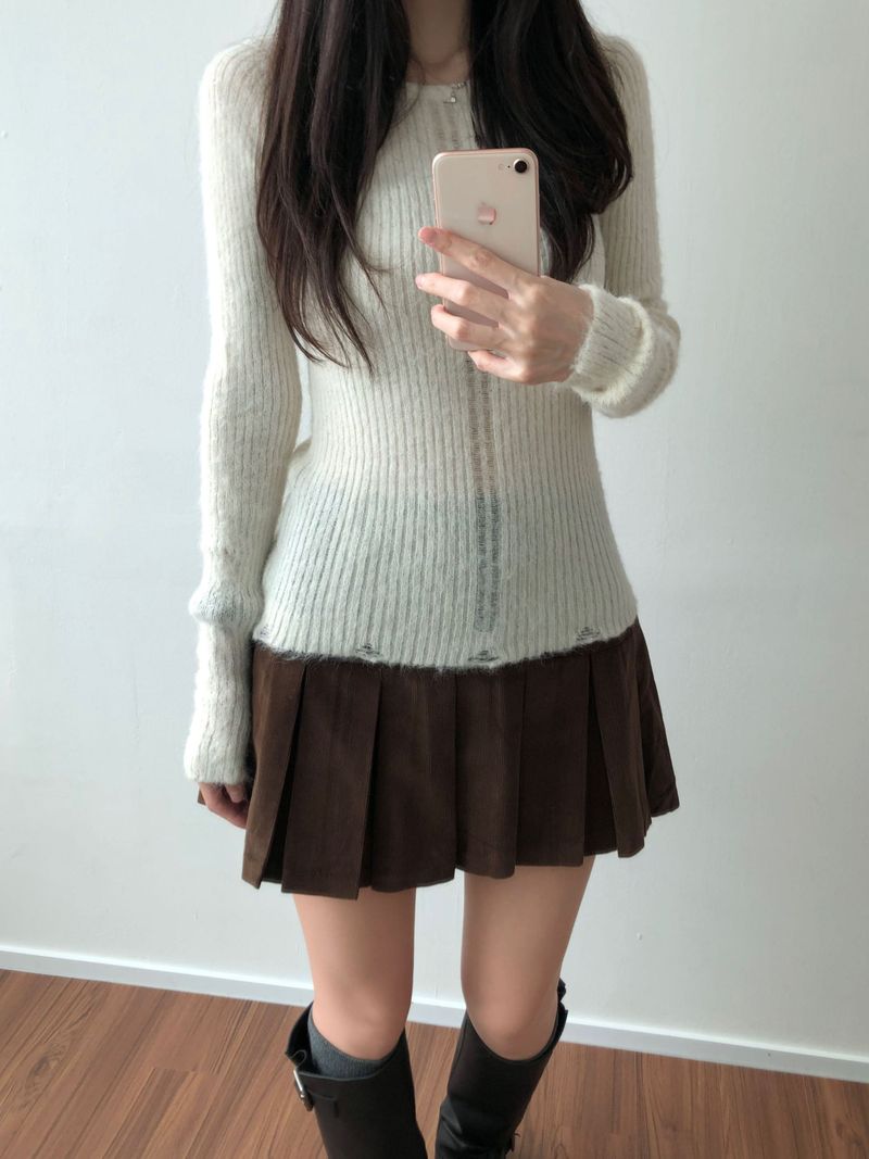 Archie Damage Knitwear (3 colors)