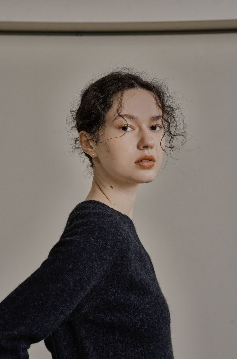 WOOL V-KNIT_CHARCOAL
