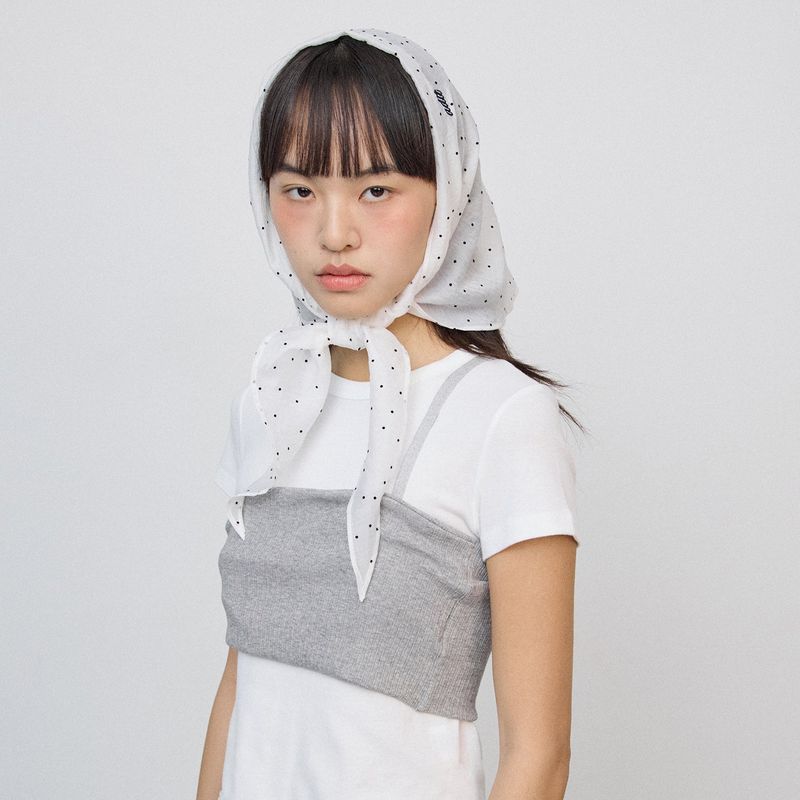 adit（アディット）の「ドット柄スカーフ_アイボリー（ファッション小物）」