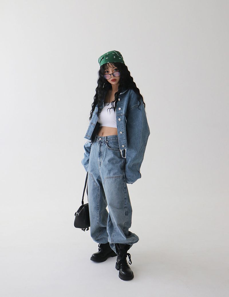 Puppy cropped jean jacket