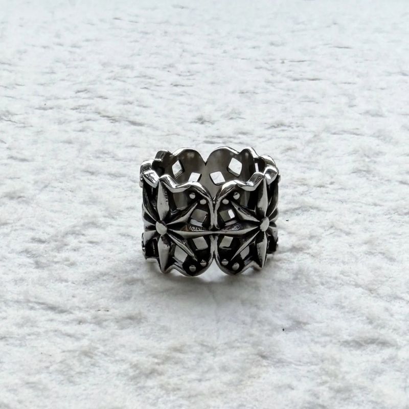 Starburst Engraved Ring