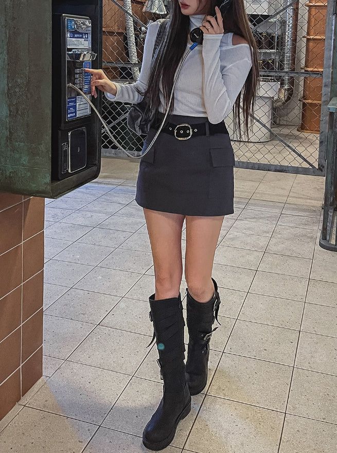 Linda belt point mini skirt