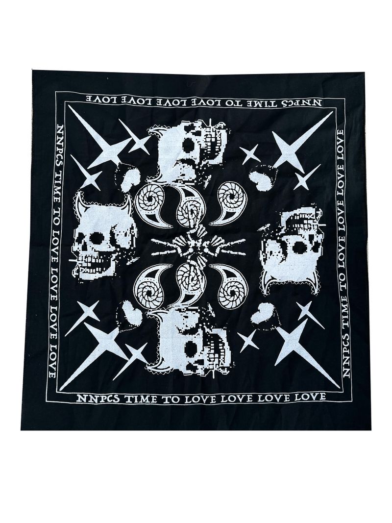 NNPCS（ダブルエヌペクス）の「Skull Heart Bandana（Accessories）」
