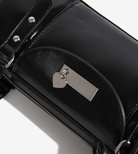Nolia Heart Lock Shoulder Bag