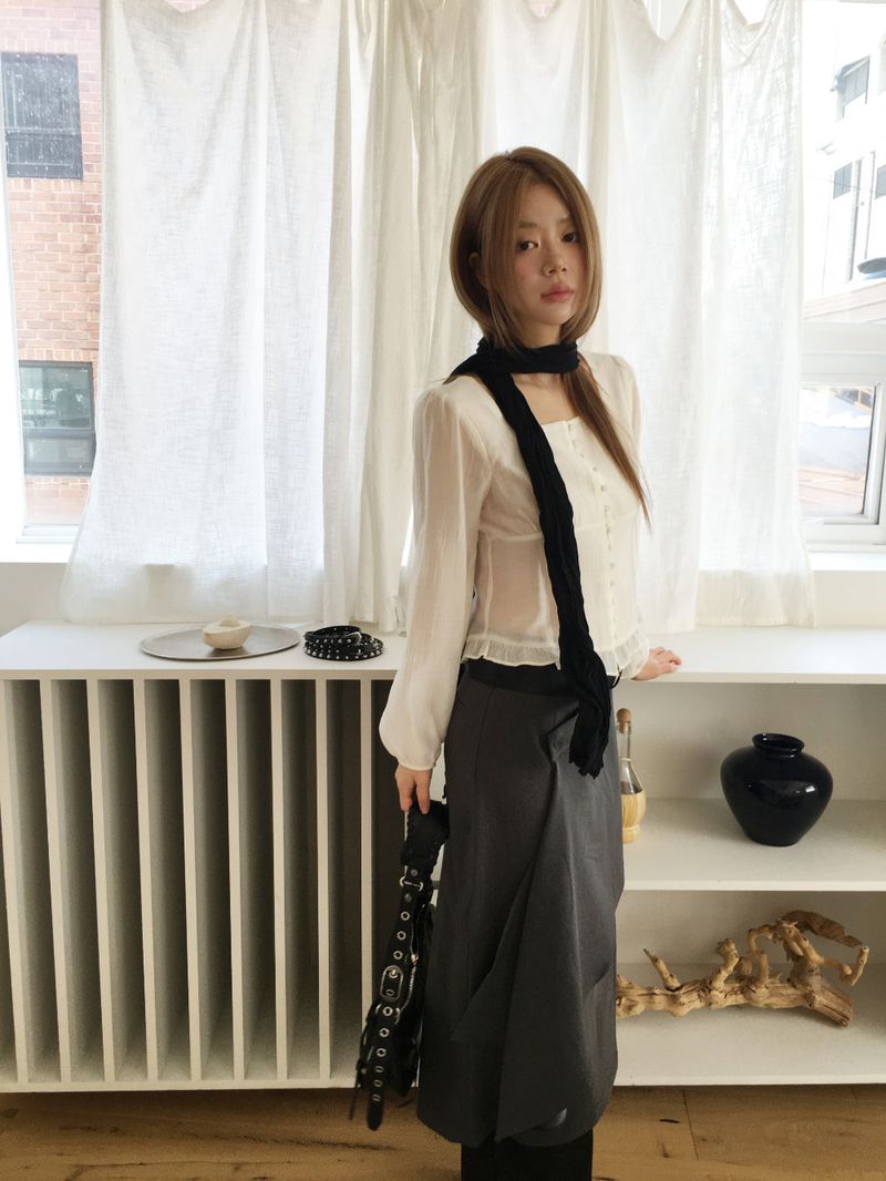 First love tie blouse