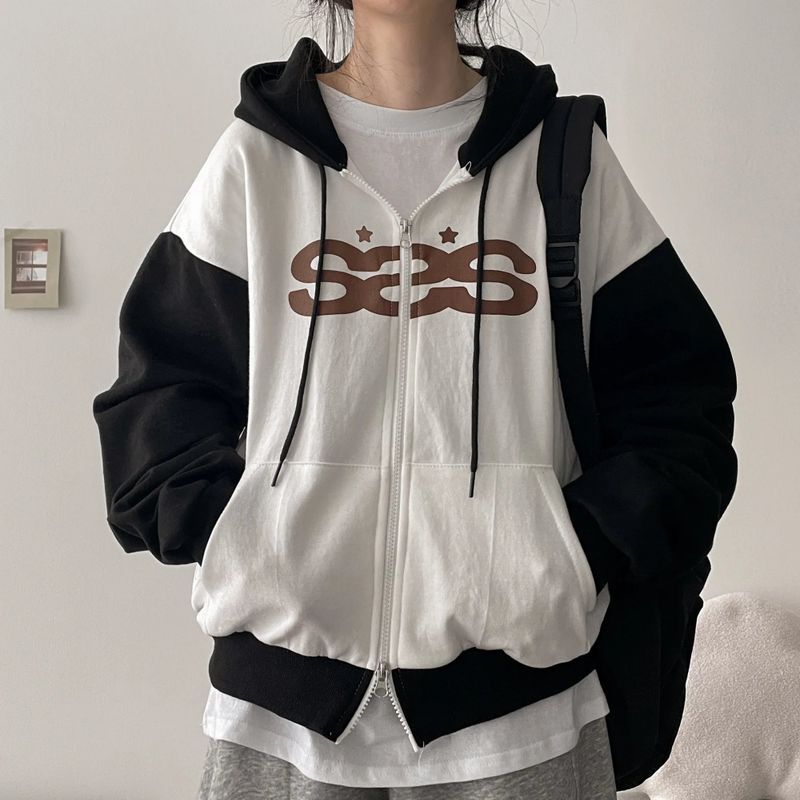 hijjoo（ハイチュー）の「SSS Raglan Hoodie Zip-up (4 colors) H&L（Tops）」