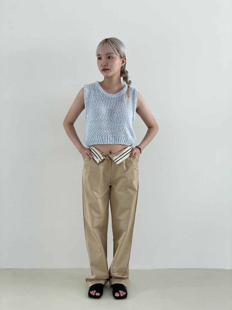 French mix crop knit vest
