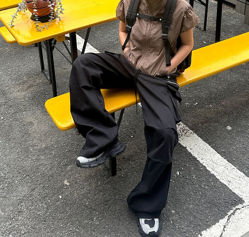 ストリングジッパーカーゴワイドパンツ
