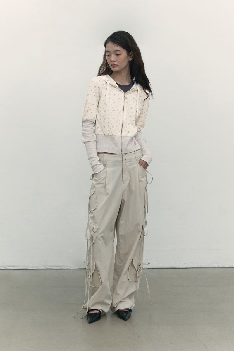 BOUQUET PATTERN SLIM FIT HOODIE ZIP UP [IVORY]