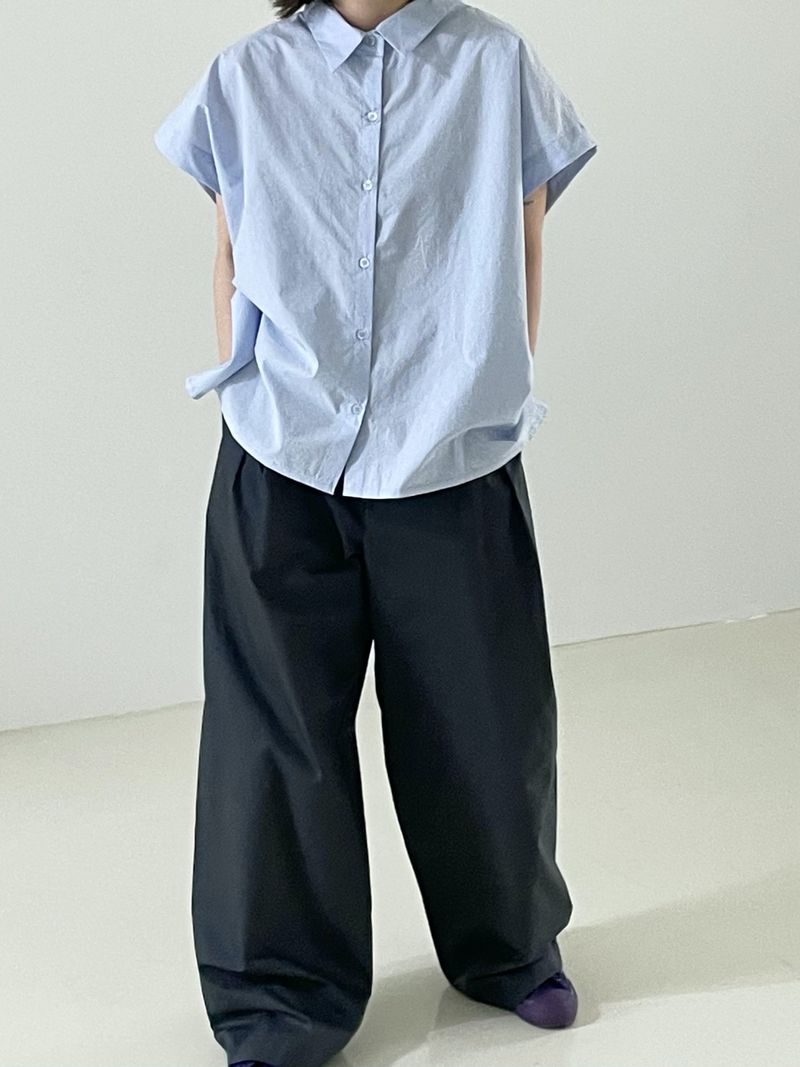 Dull bizo pintuck wide pants