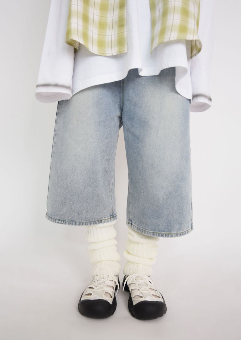 Snug Bermuda pants