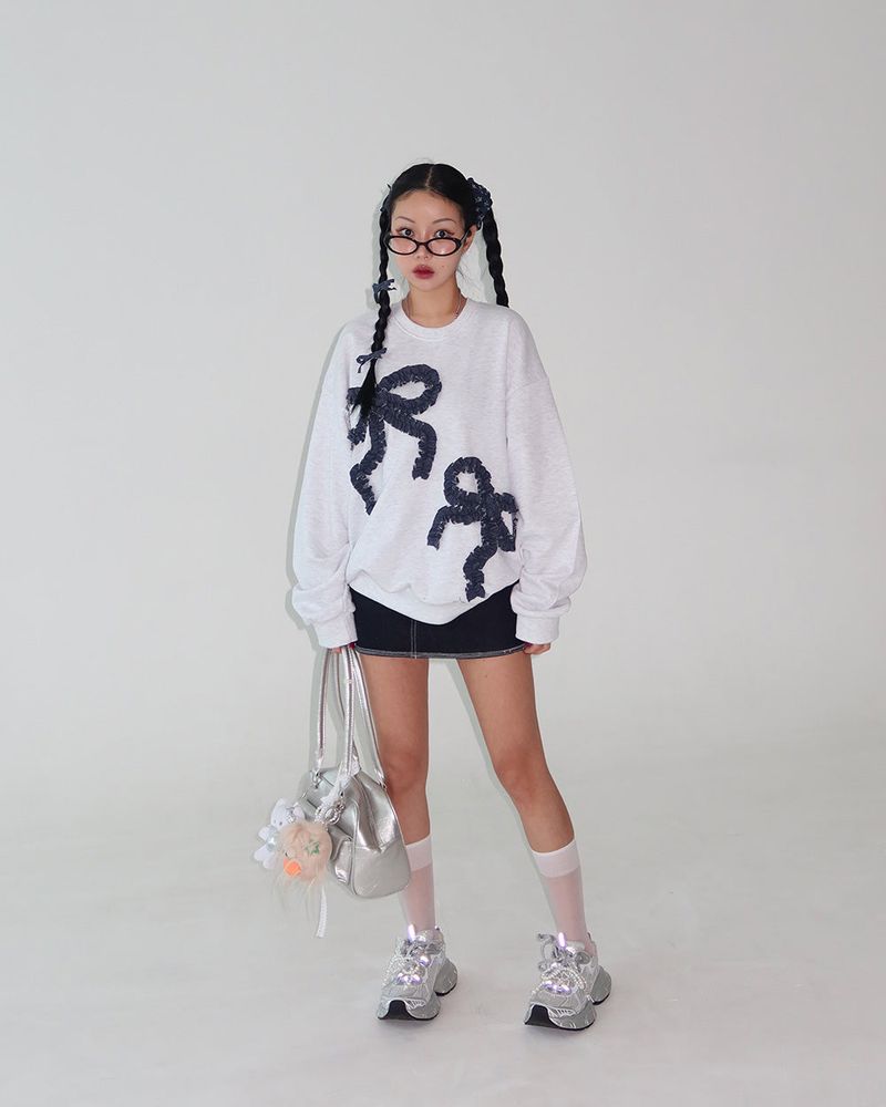 denim ribbon oversized fit sweatshirt