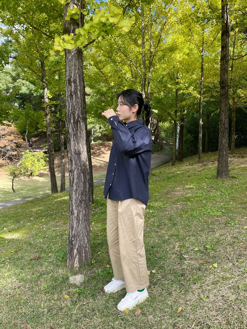 Round baggy fit cotton pants