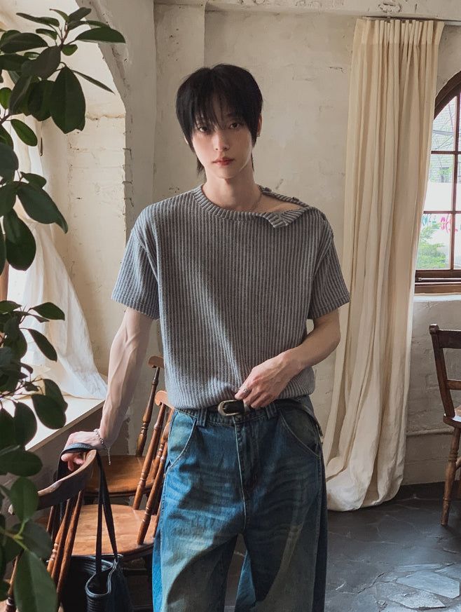 2PLAN(ツープラン)の「Kinz Muscle Fit Shoulder Henley Neck Short Sleeve Knit(Tops)」