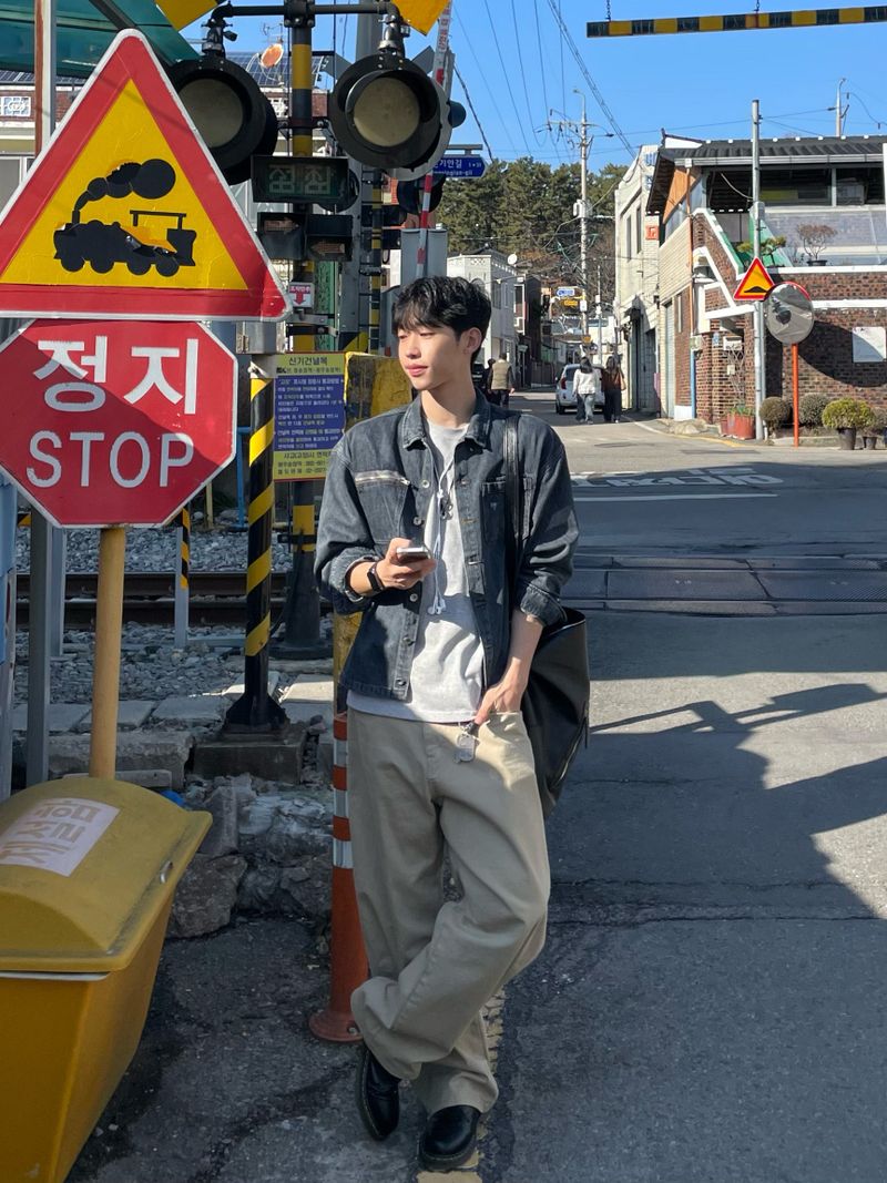 Flow Denim Shacket (M, L / 2colors)