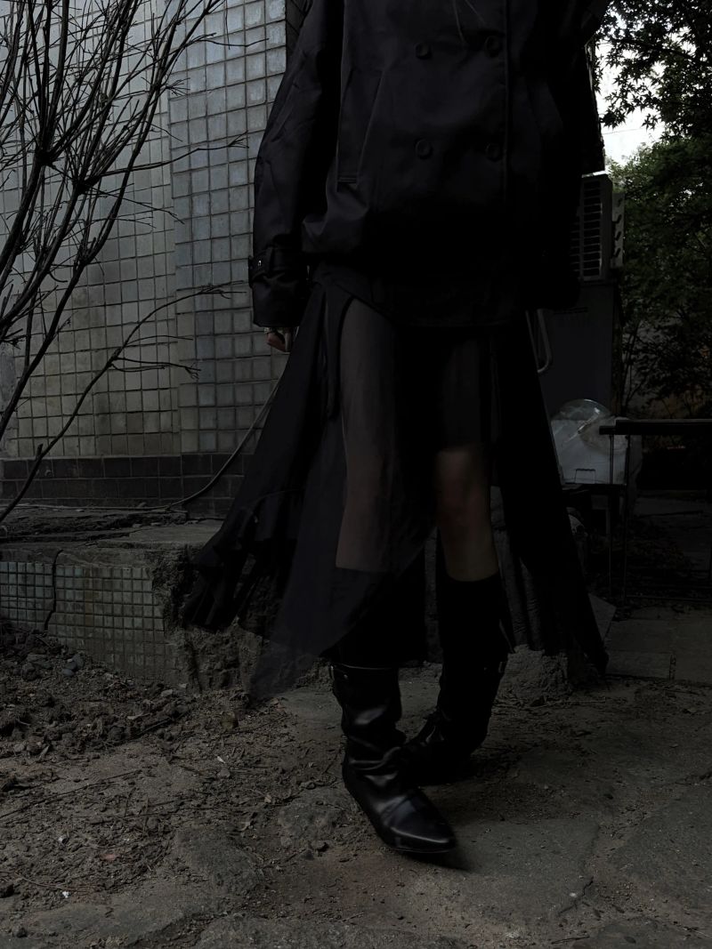 drop sleeveless see-through skirt