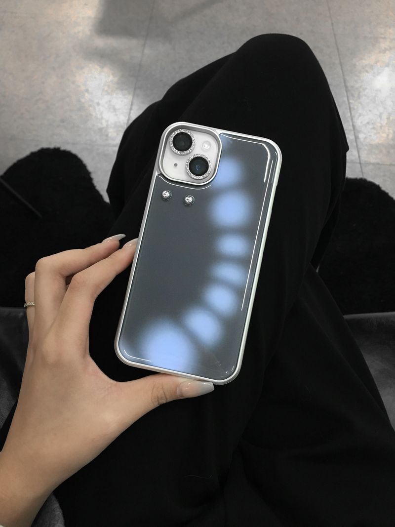 SQUALL（スコール）の「[MADE] [MADE] ピアッシングフォンケース_ブルーフォグ（スマホグッズ/小物）」