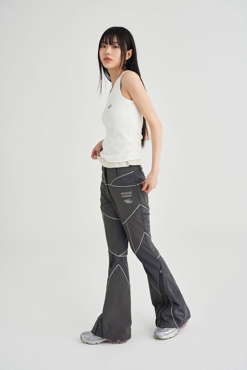 SYMBOL METAL SLEEVELESS [WHITE]