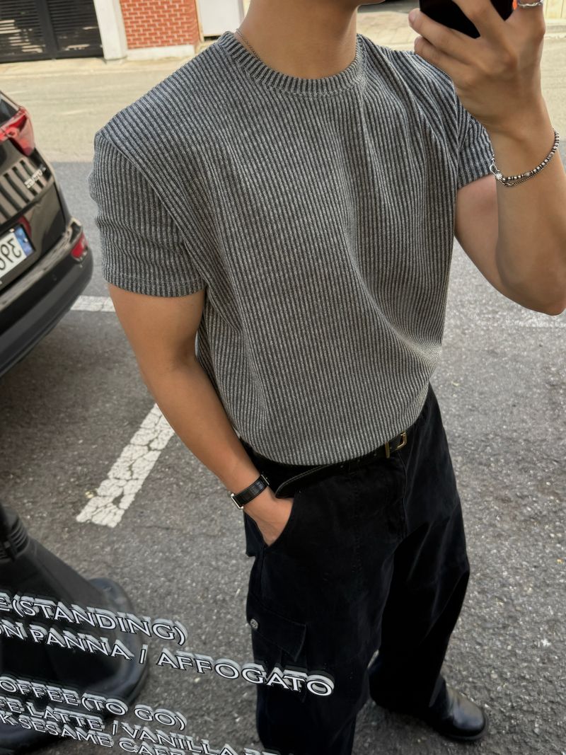 Two tone v-necked muscle short sleeved