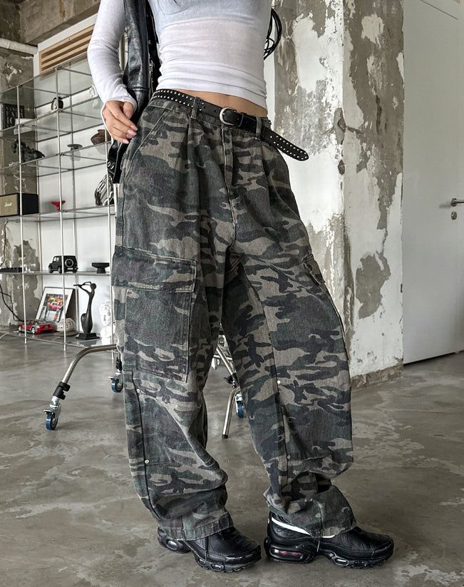 Pattern Rivet Pin Tuck Balloon Cargo Pants