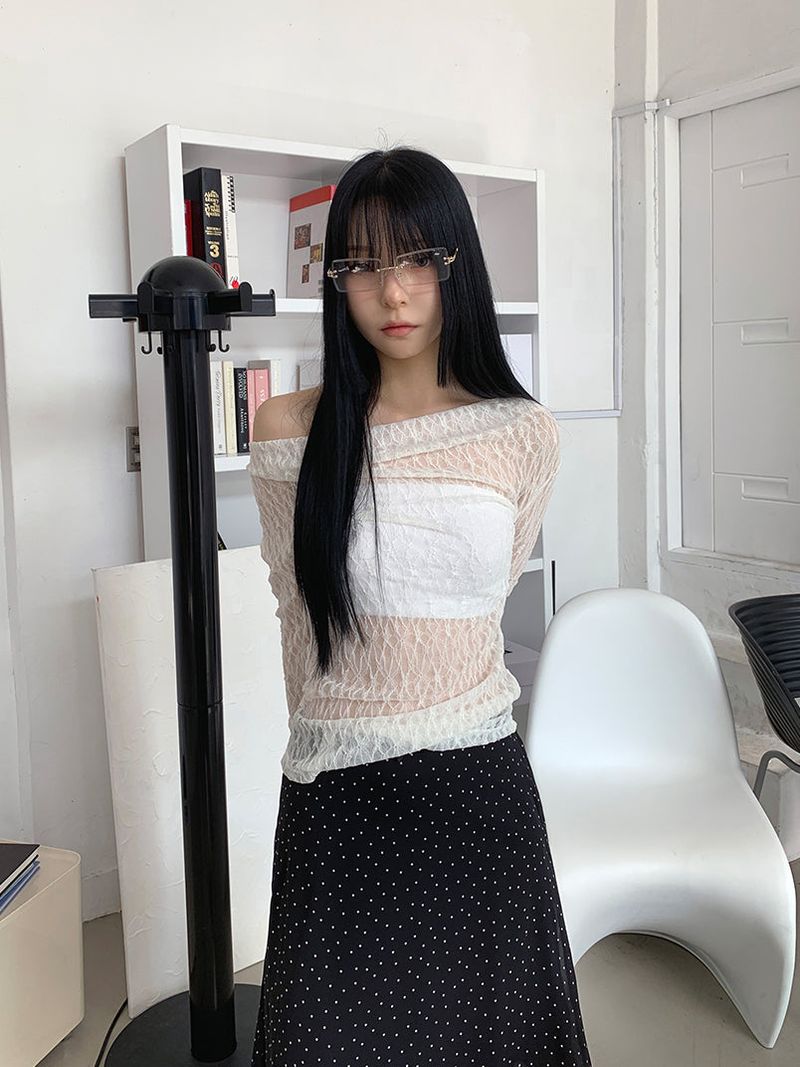 LACE DRAPE LONG SLEEVE (2C)