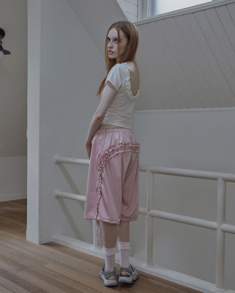 satin ruffle track pants / pink