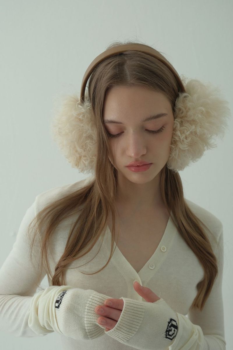 V-BUTTON KNIT LONG SLEEVE_IVORY