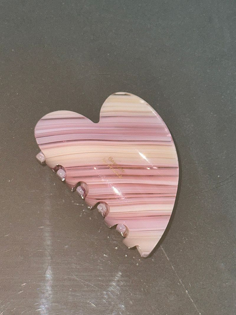 Heart stripe hair clip