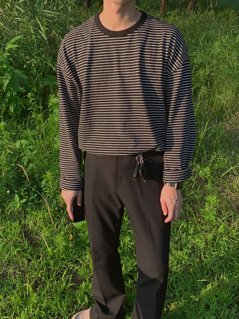 ネバーラウンドボーダーTシャツ