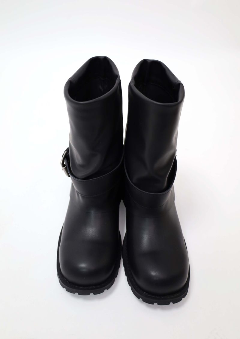 Simple Cover Mid Boots