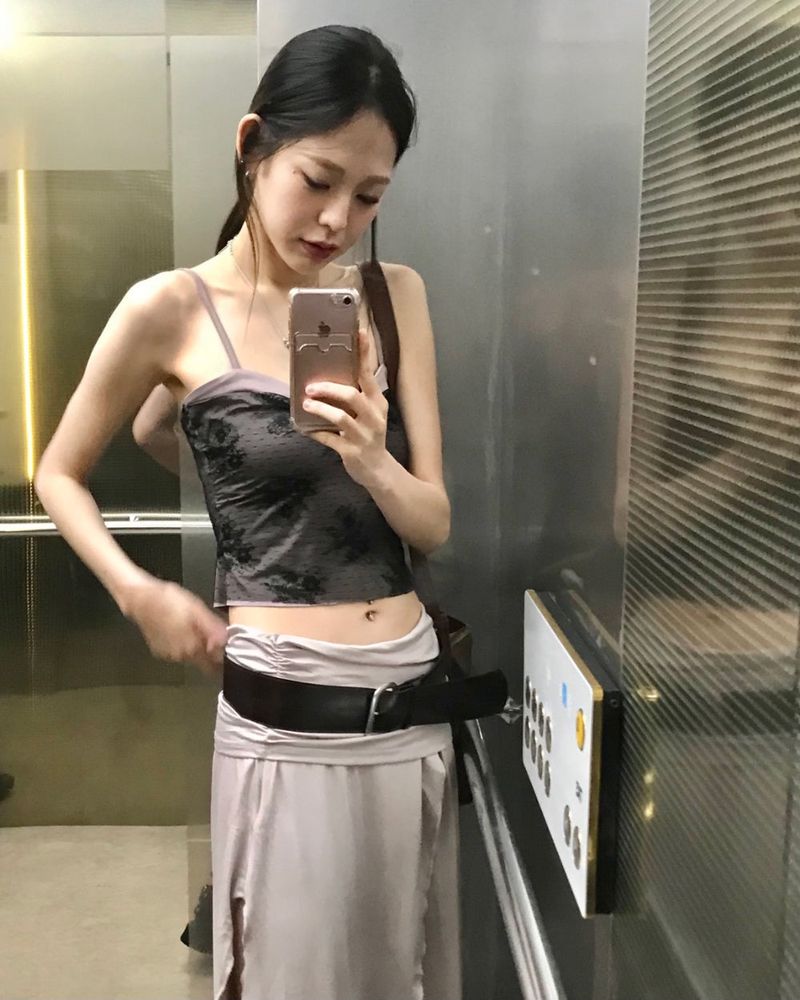 Fia sleeveless