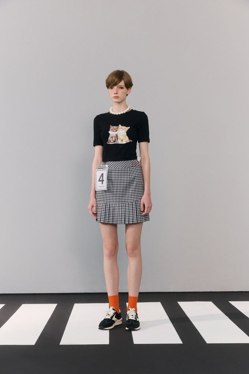 ROMANCHIC(ロマンシック)の「Kitty T-shirt(Tops)」