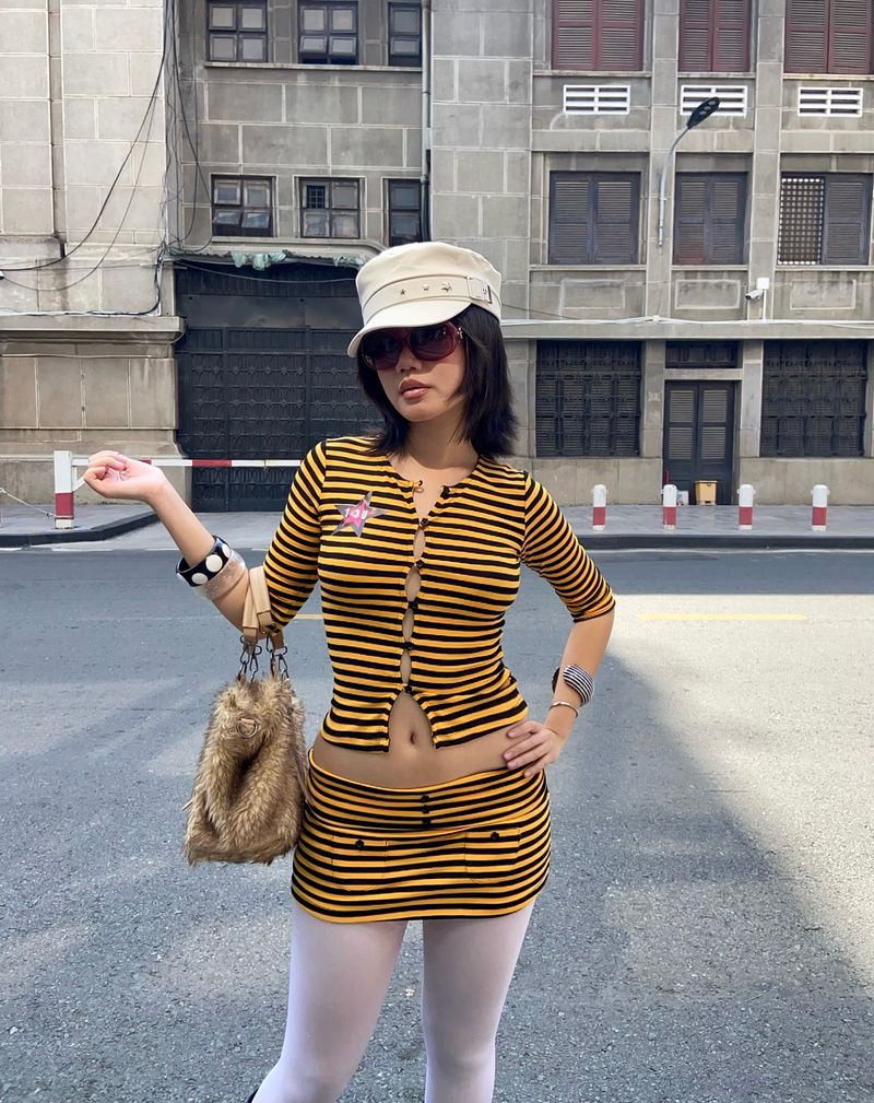 BUMBLEBEE TOP / バンブルビー トップス ( TOP ONLY ) ( 1 PCS )