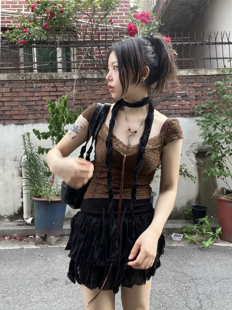 Romantic Elizabethan sleeveless