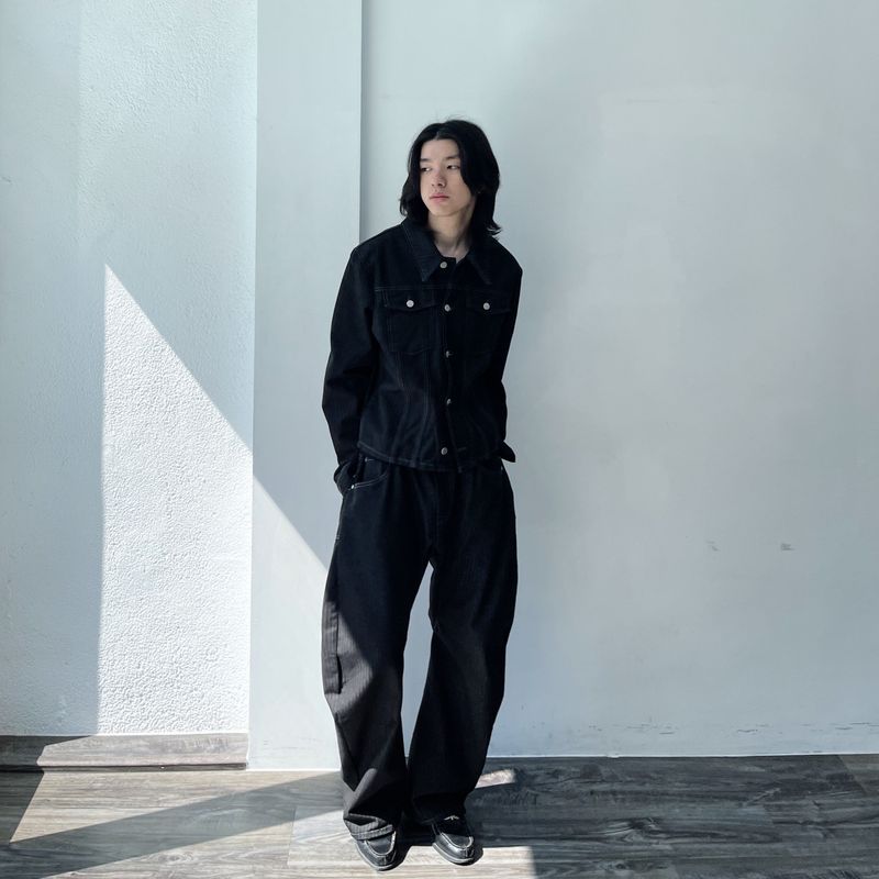 Stitch Back Slit Cropped Jacket