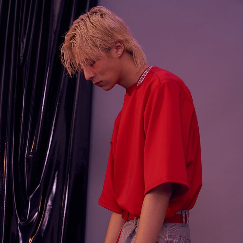 RED banding T-shirt