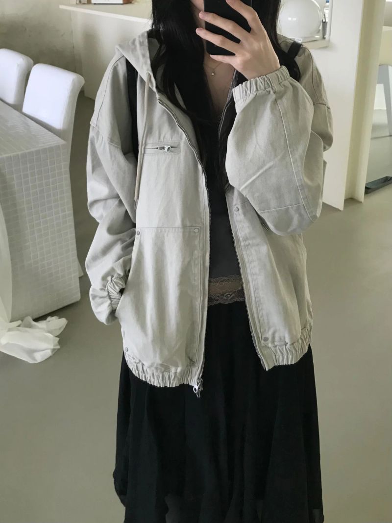 Crema Washed Hooded Jacket (one color)