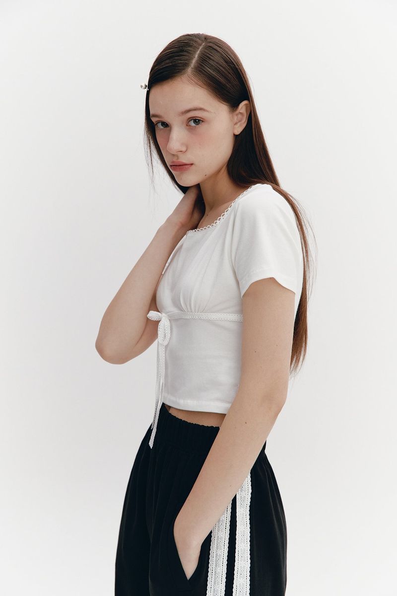 Lace Ribbon Shirring Top Ivory
