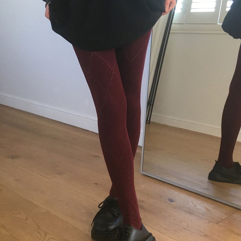 Enne Dia Punching Cotton Stockings