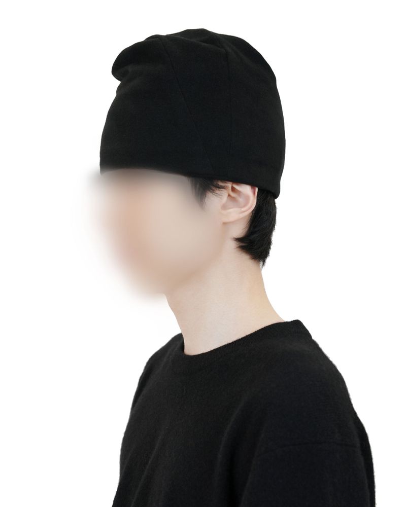 MASS BEANIE BLACK