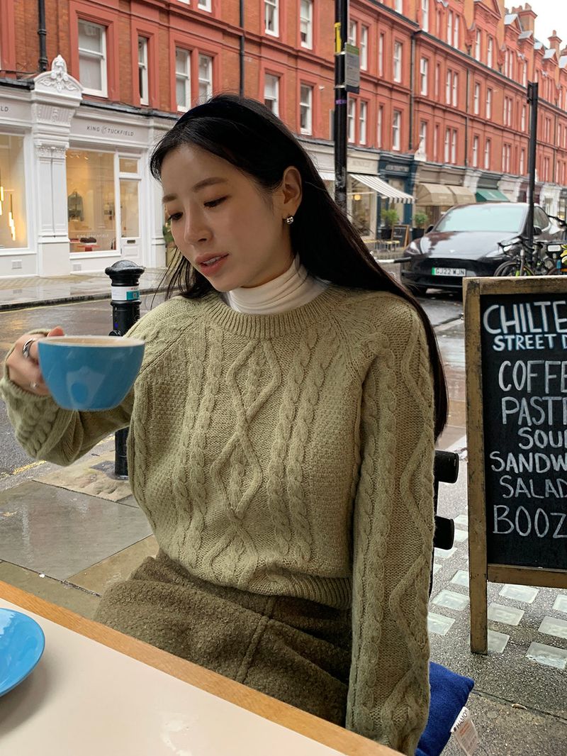 [MADE] Murphy's Wool Twisted Knitwear