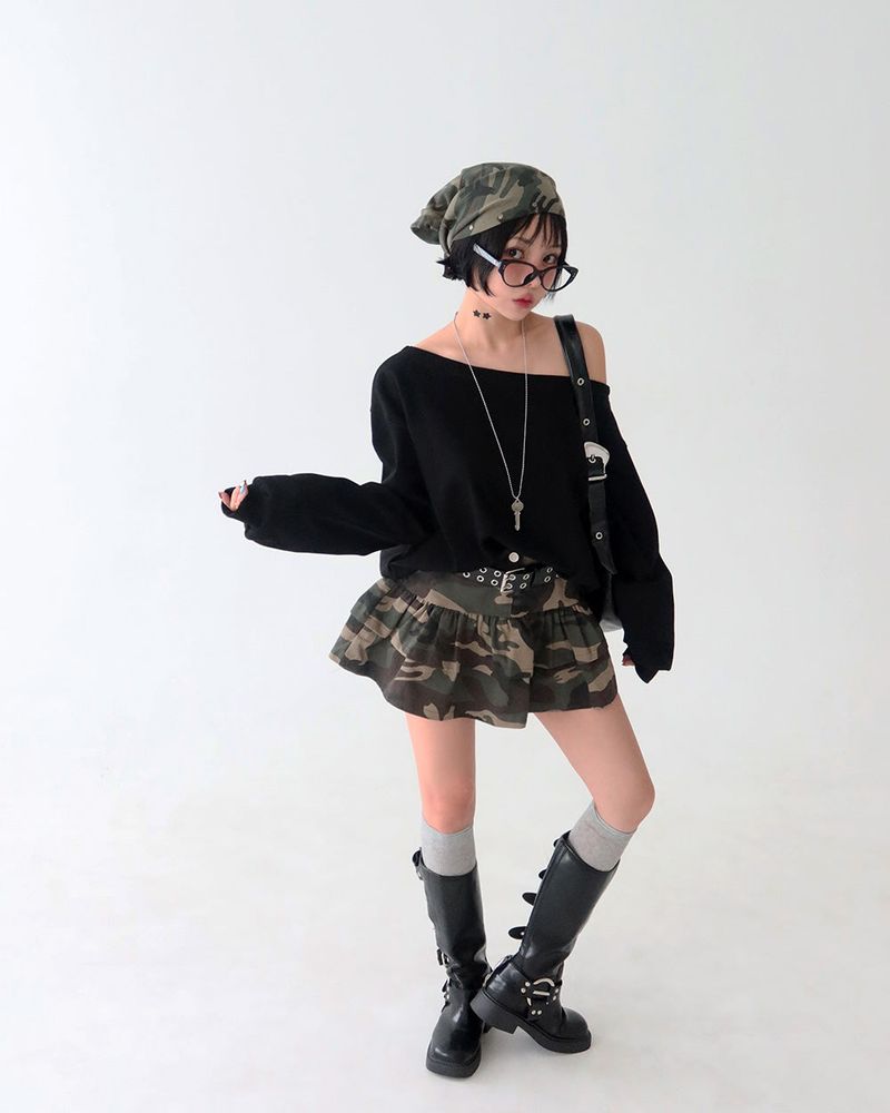 Buckle backless off-shoulder sweatshirt