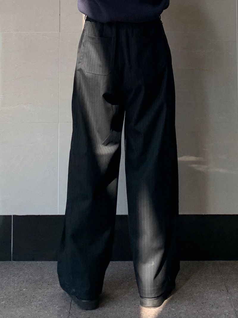 Lones Stripe Banding Two-tuck Slacks