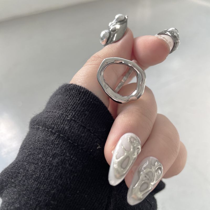 Melted Circle Frame Ring